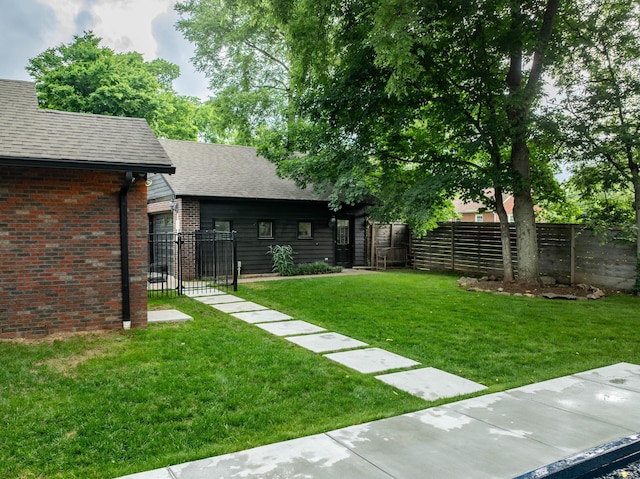 1702 Stokes Ln, Nashville, TN 37215 - view of yard