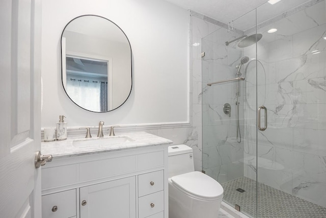 1077 Kathryn Rd, Mount Juliet, TN 37122 - bathroom with a marble finish shower, toilet, and vanity