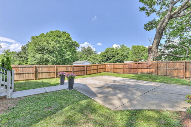 3104 Southlake Dr, Nashville, TN 37211 - view of yard with a patio area