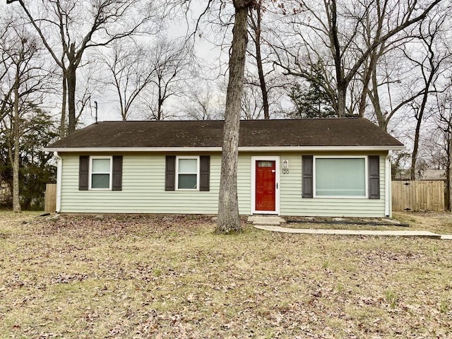 120 Holloway Dr, Lebanon, TN 37087 - ranch-style house featuring a shingled roof