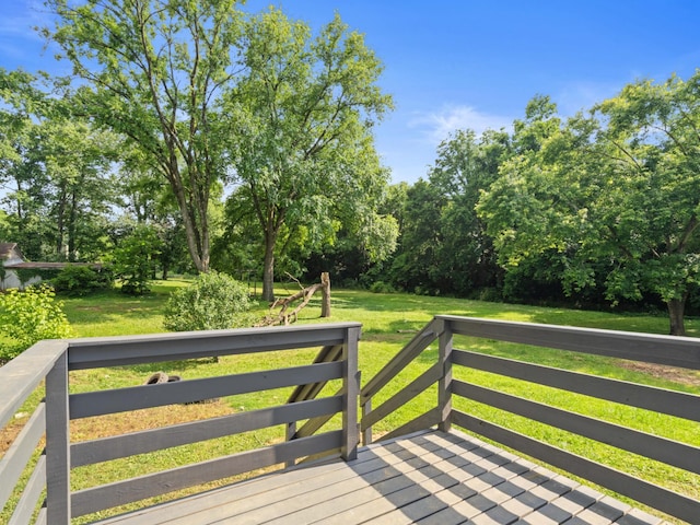 400 Westover Dr, Columbia, TN 38401 - deck featuring a yard