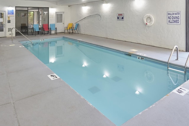 818 Golf View Blvd Unit 1303, Pigeon Forge, TN 37863 - view of indoor pool