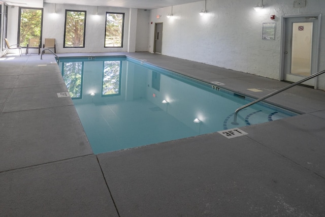 818 Golf View Blvd Unit 1303, Pigeon Forge, TN 37863 - view of indoor community pool