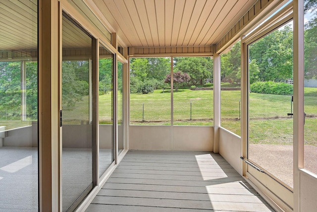 2952 Carters Creek Station Rd, Columbia, TN 38401 - unfurnished sunroom with healthy amount of natural light