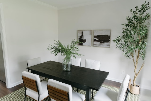 307 Fletcher Ct, Franklin, TN 37067 - dining area featuring dark wood-style floors, baseboards, and crown molding