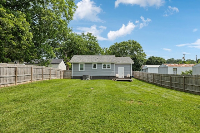807 Brown St, Columbia, TN 38401 - rear view of house featuring central AC unit