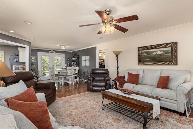 154 Jasons Way, Leoma, TN 38468 - living area with crown molding, wood finished floors, a ceiling fan, and recessed lighting