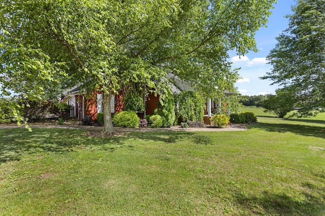154 Jasons Way, Leoma, TN 38468 - view of front of property featuring a front yard