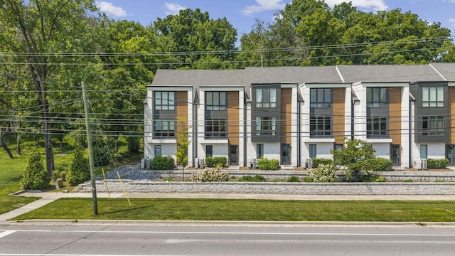 3746 Central Pike Unit 15, Hermitage, TN 37076 - view of front of property featuring stucco siding and a front yard