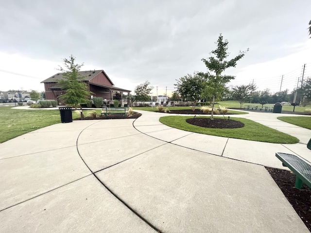 18 Pointer Pl, Lebanon, TN 37087 - view of home's community with a lawn