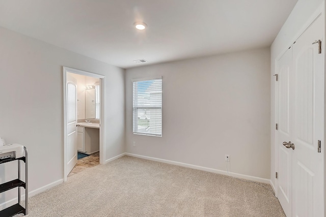 18 Pointer Pl, Lebanon, TN 37087 - unfurnished bedroom with light carpet and ensuite bath