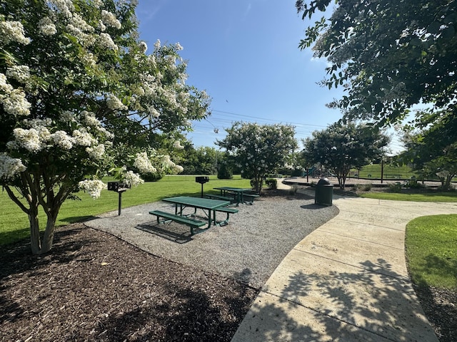 18 Pointer Pl, Lebanon, TN 37087 - view of home's community with a lawn