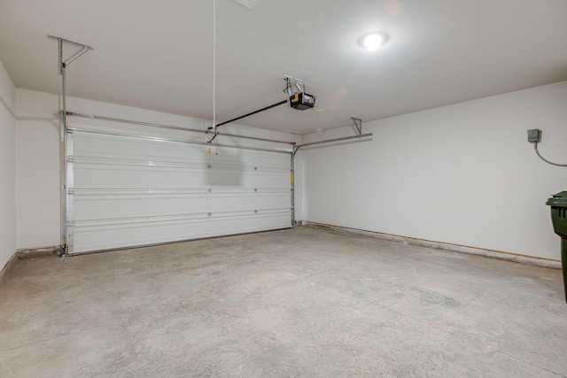 1003 Autumnwood Dr, Dickson, TN 37055 - garage featuring a garage door opener
