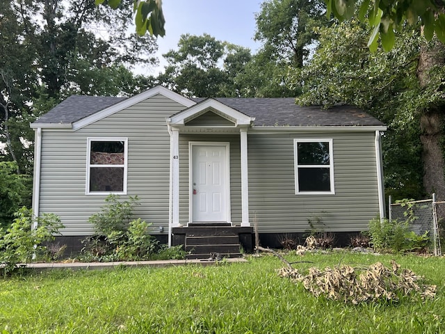 43 Chestnut Dr, Clarksville, TN 37042 - view of front of property with a shingled roof