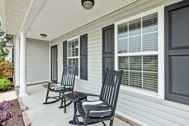 4219 Zephyr Ct, Murfreesboro, TN 37128 - view of covered porch