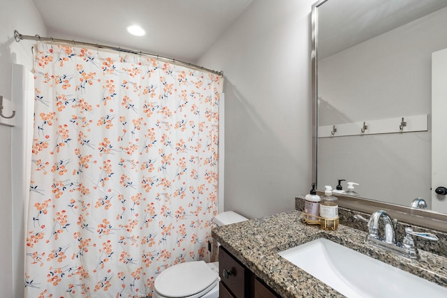 1210 Proprietors Pl, Murfreesboro, TN 37128 - bathroom featuring vanity, toilet, curtained shower, and recessed lighting