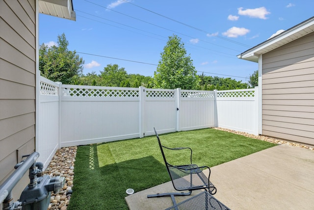 2342 N Tennessee Blvd Unit 1203, Murfreesboro, TN 37130 - view of yard featuring a patio area