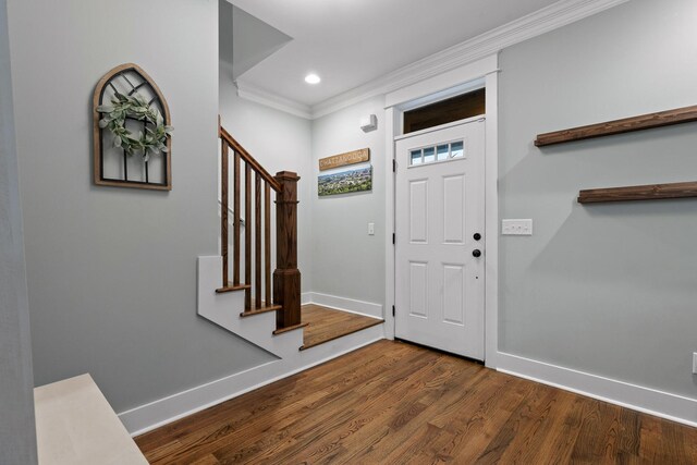 808 Willcrest Dr, Chattanooga, TN 37405 - entryway featuring crown molding, baseboards, stairs, wood finished floors, and recessed lighting