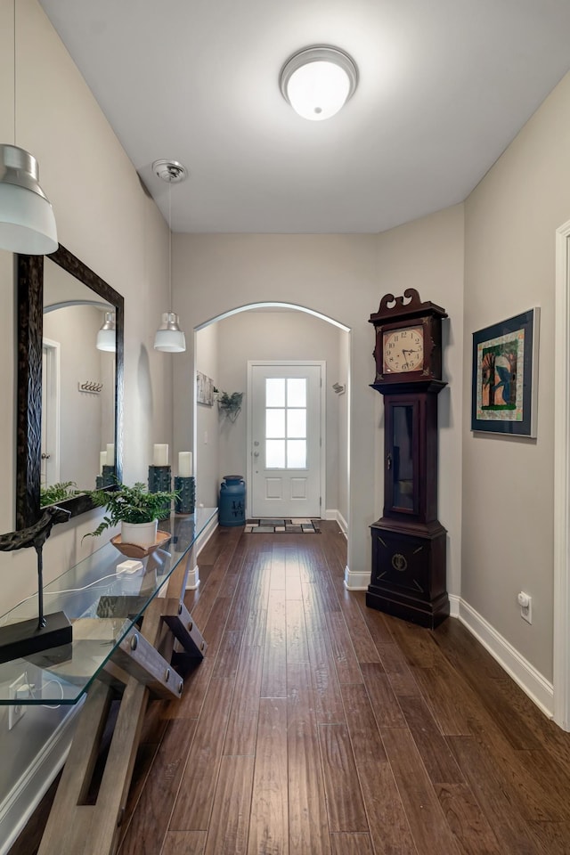 566 Oakvale Ln, Mount Juliet, TN 37122 - entryway with arched walkways, hardwood / wood-style flooring, and baseboards