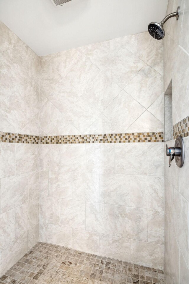 303 Avondale Dr, Franklin, TN 37064 - bathroom with a tile shower
