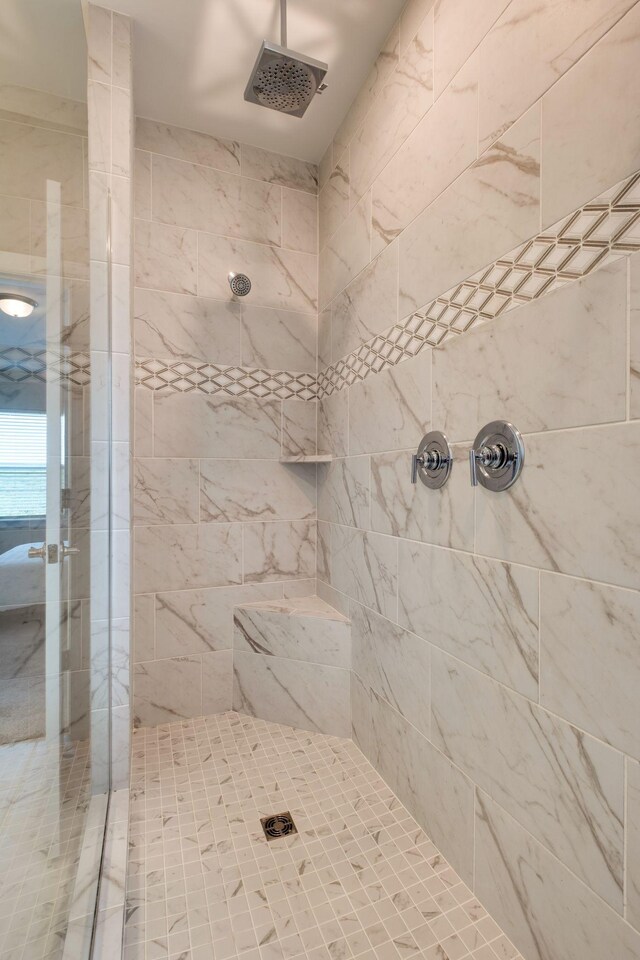1207 Bridgett Way, Mount Juliet, TN 37122 - bathroom featuring a tile shower