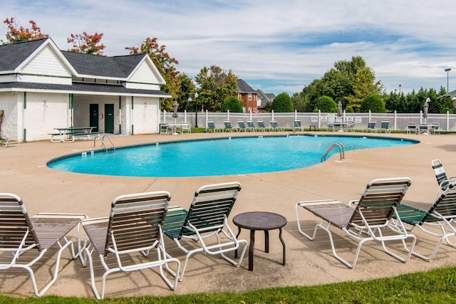 2707 Comer Dr, Murfreesboro, TN 37128 - community pool featuring a patio