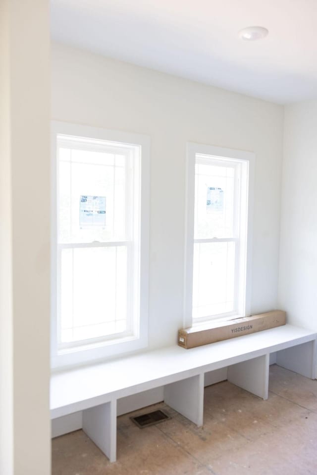 5580 Chambers Rd, Cumberland Furnace, TN 37051 - view of mudroom