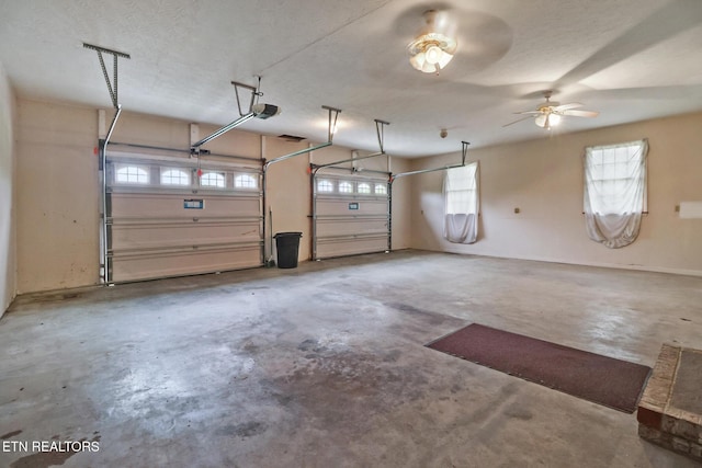 1396 N York Hwy Unit 1396, Jamestown, TN 38556 - garage with a garage door opener