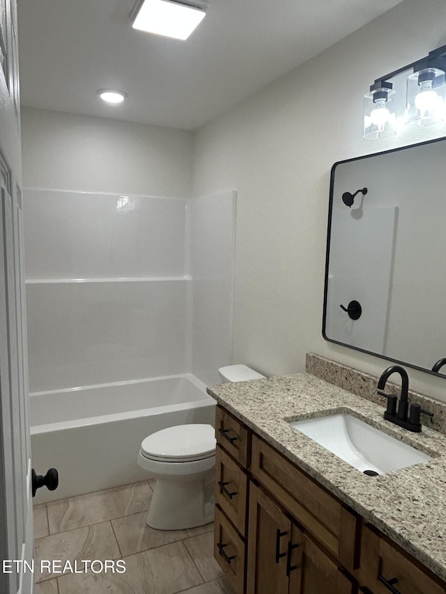 342 N Norris St, Jamestown, TN 38556 - bathroom with vanity, toilet, and bathing tub / shower combination