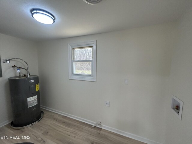 1462 Pennsylvania Ave, Jamestown, TN 38556 - utility room with electric water heater