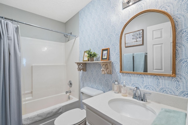 3207 Gardendale Dr, Franklin, TN 37064 - full bathroom featuring wallpapered walls, shower / tub combo with curtain, vanity, toilet, and a textured ceiling