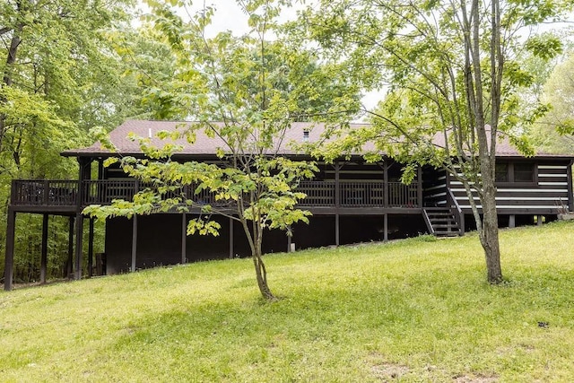 652 Northup Rd, Portland, TN 37148 - view of grassy yard featuring a deck