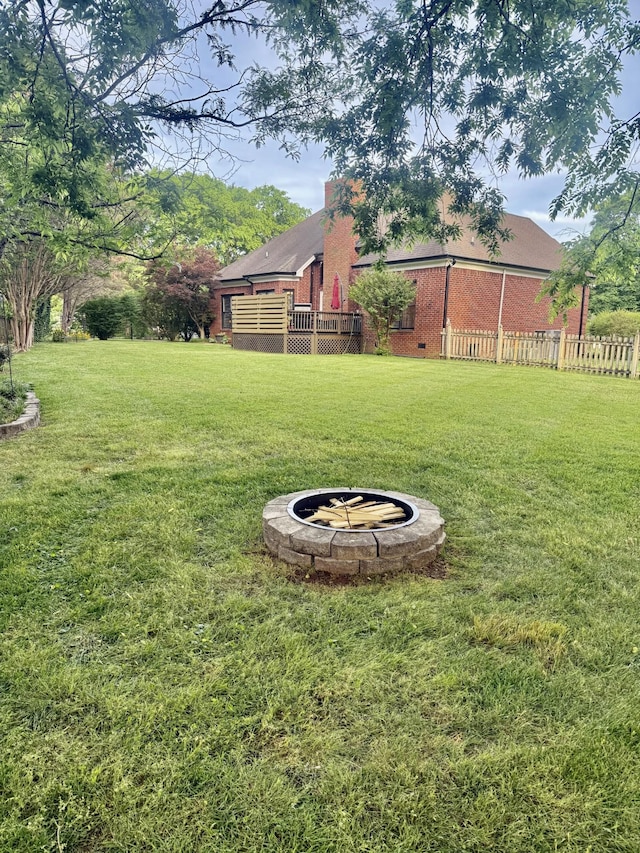 2815 Anglo Ct, Murfreesboro, TN 37129 - view of yard featuring a fire pit and a deck