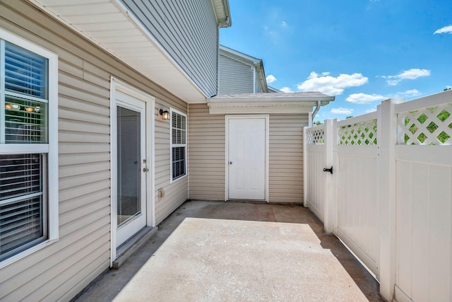 2013 Shaylin Loop, Antioch, TN 37013 - view of patio with a gate