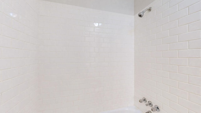 1280 Middle Tennessee Blvd Unit D6, Murfreesboro, TN 37130 - bathroom with shower / bath combination