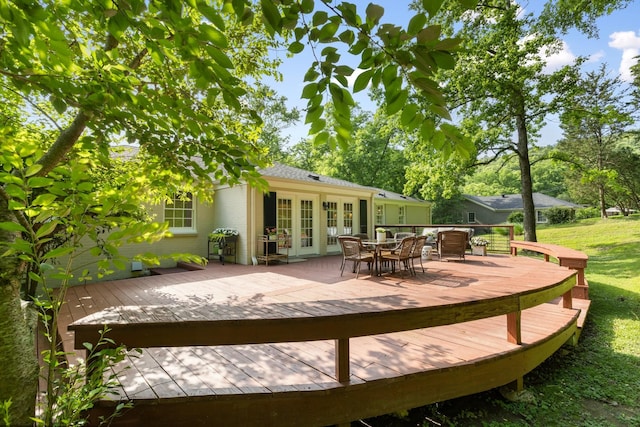 6116 Chickering Ct, Nashville, TN 37215 - deck with french doors, a yard, and outdoor dining area