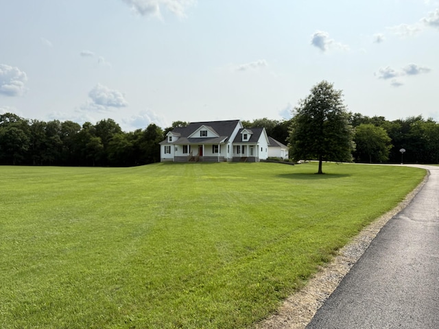 500 Old Pencil Mill Rd, Chapel Hill, TN 37034 - view of front of property featuring a front lawn