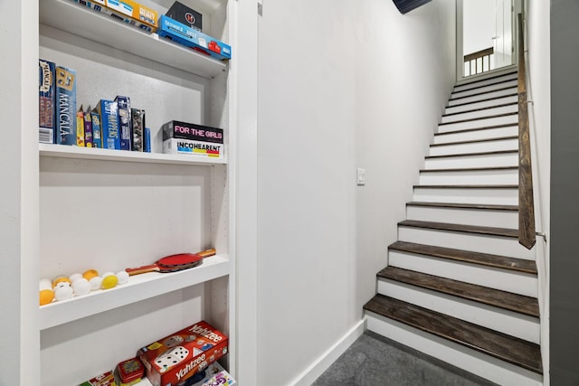 121 Regency Ln, Dickson, TN 37055 - staircase with baseboards