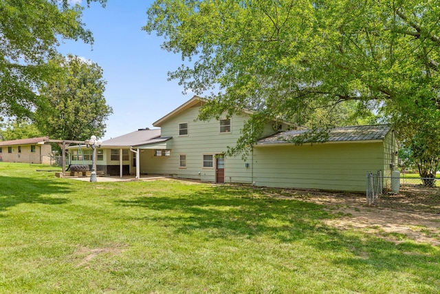 51 N Case Ave, Trenton, GA 30752 - back of property featuring a patio