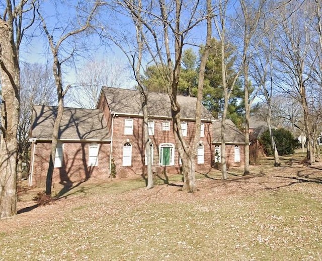 9326 Navaho Dr, Brentwood, TN 37027 - colonial house featuring brick siding