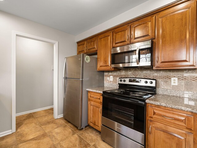 239 Moncrest Dr, Clarksville, TN 37042 - photo 14