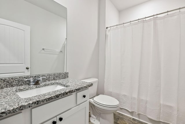 207 Addison Ave, Chapel Hill, TN 37034 - full bathroom featuring vanity and toilet