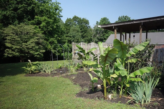 55 Bluebird Ln, Lafayette, TN 37083 - view of yard