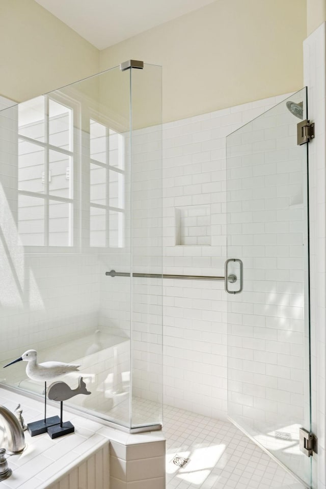 3007 General Martin Ln, Franklin, TN 37064 - bathroom with a shower stall