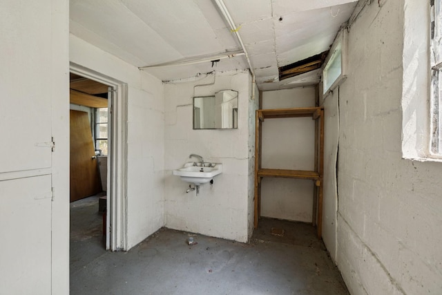 1319 Main St N, Carthage, TN 37030 - bathroom with concrete floors and a sink