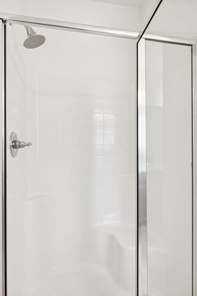 1074 Cantwell Pl, Spring Hill, TN 37174 - bathroom featuring a stall shower
