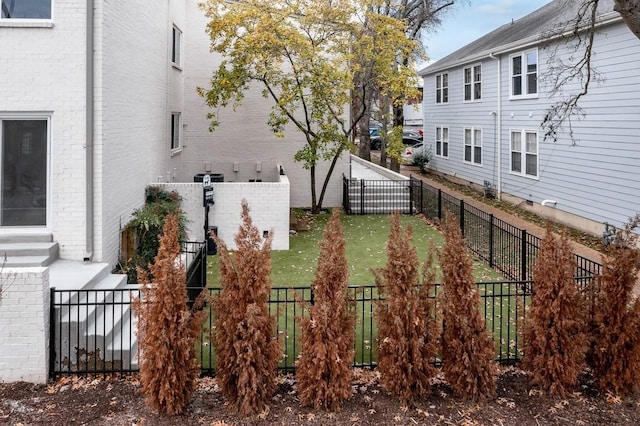 2129 Acklen Ave Unit 5, Nashville, TN 37212 - view of fenced yard