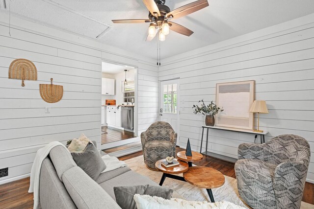 633 American Rd, Nashville, TN 37209 - photo 13