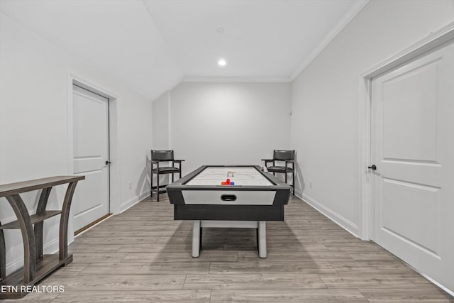 9327 Paradise Valley Ln, Knoxville, TN 37922 - rec room featuring light wood finished floors, crown molding, recessed lighting, and lofted ceiling