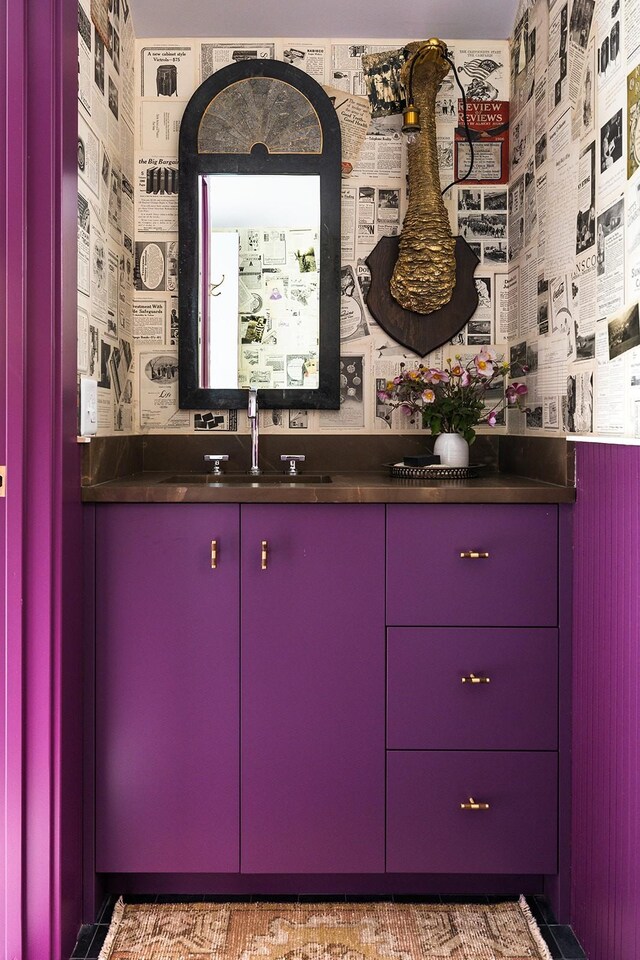 1400 Linden Ave, Nashville, TN 37212 - bathroom featuring a sink